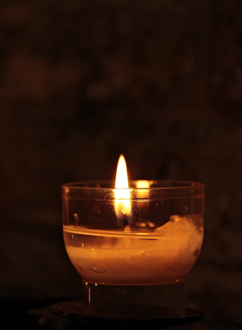 Herb-pressed candle